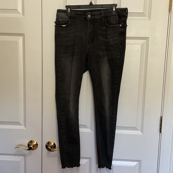 Judy Blue Denim - Judy Blue Dark Gray Skinny Jeans